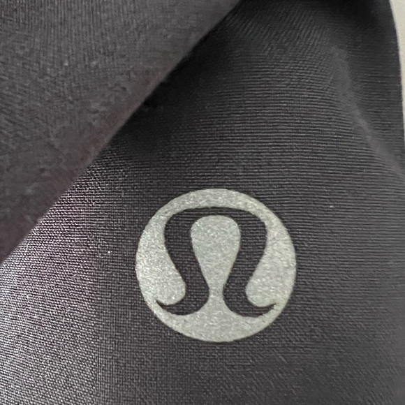 Lululemon Split Second Short II  Black - Picture 6 of 7